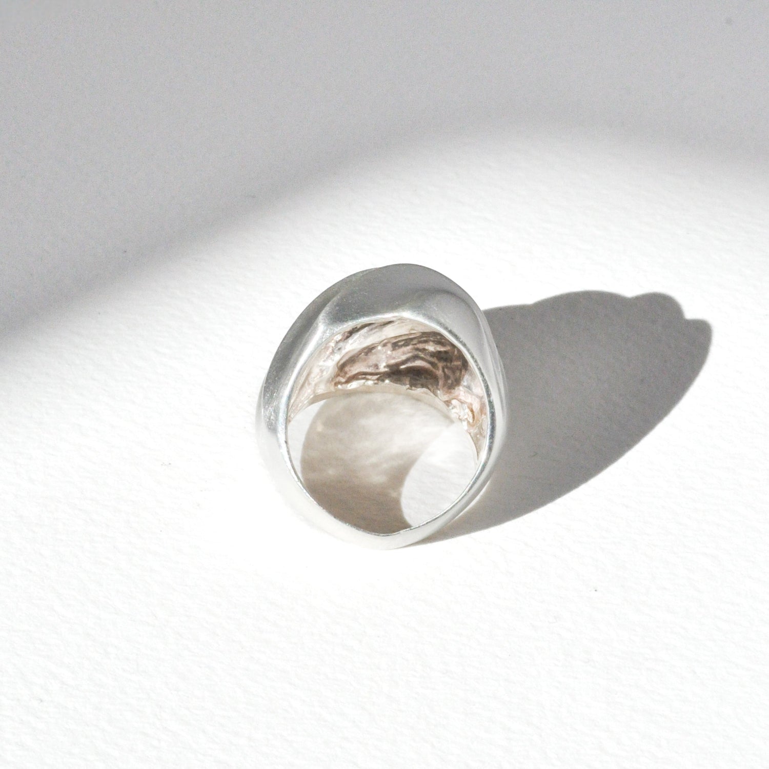Vintage Modernist Shell Ring