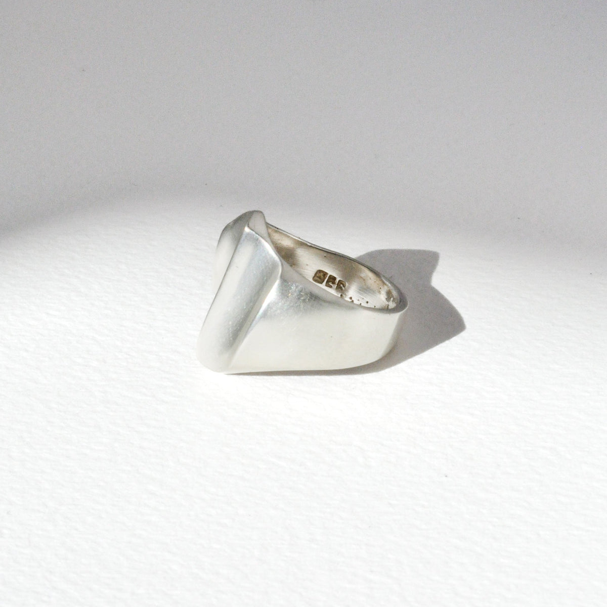 Vintage Modernist Sculpted Ridge Ring