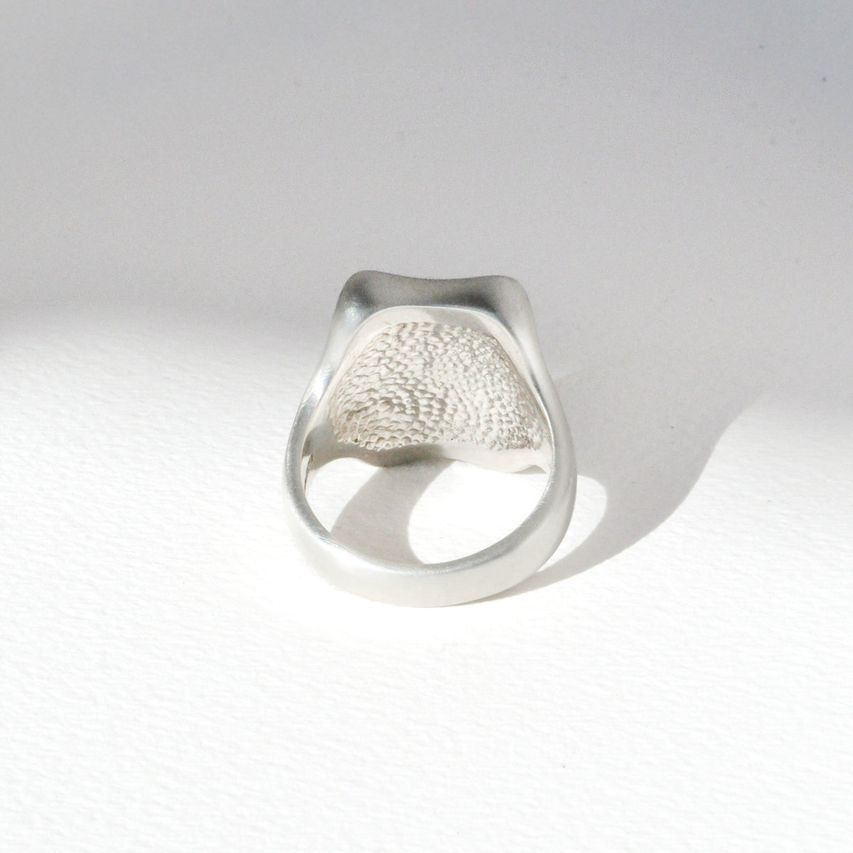 Vintage Concave Tablet Ring