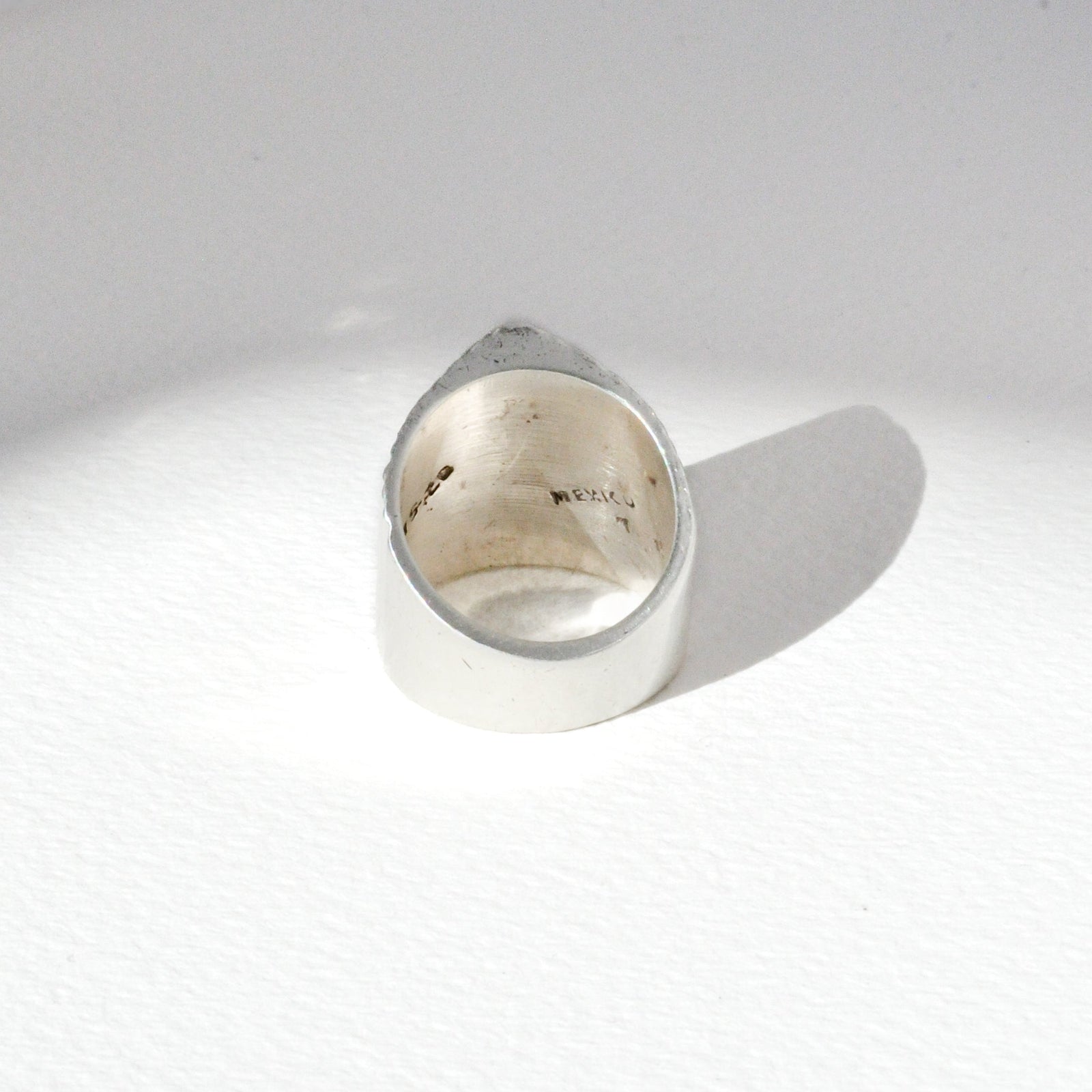 Vintage Modernist Column Ring