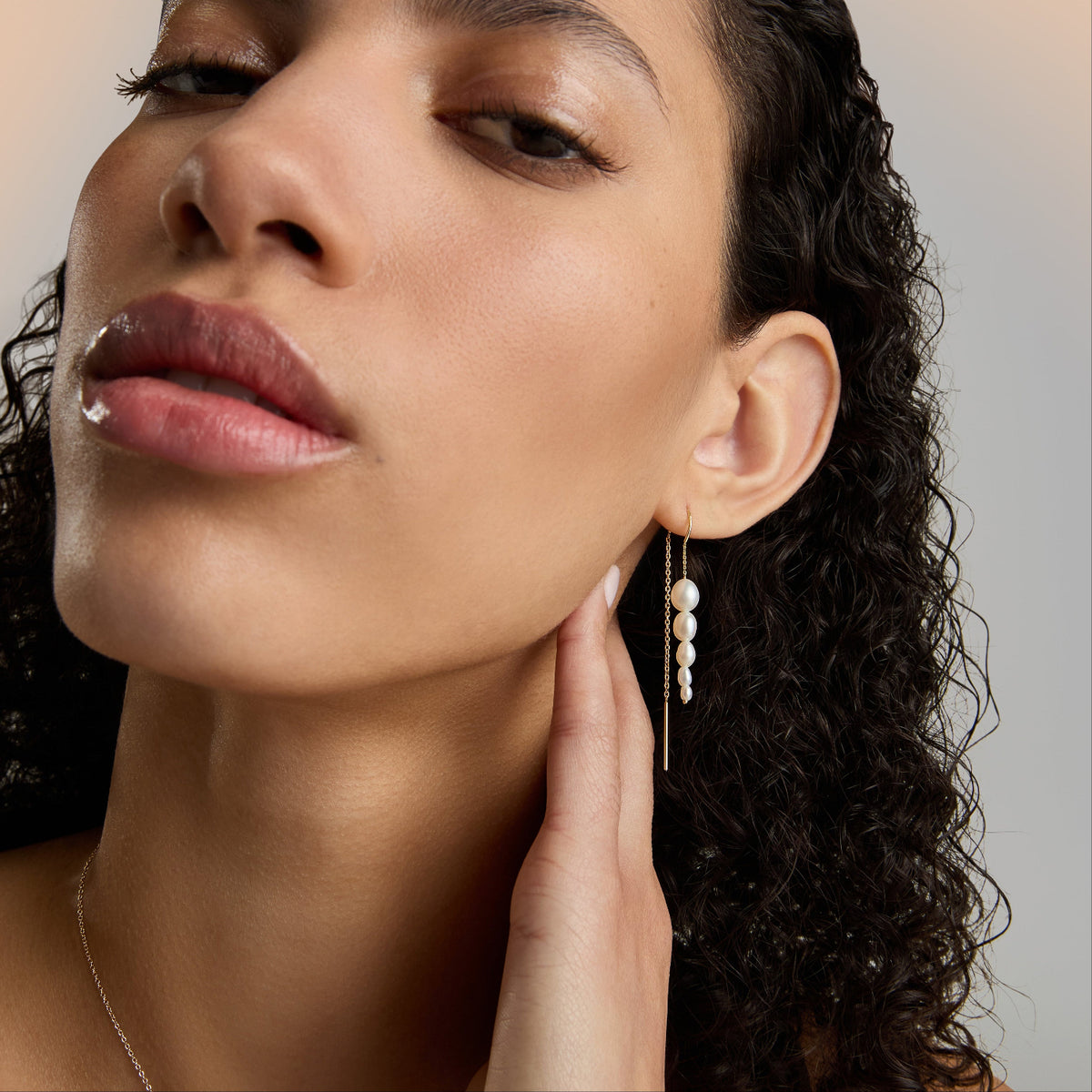 Paloma Threader Earrings, White