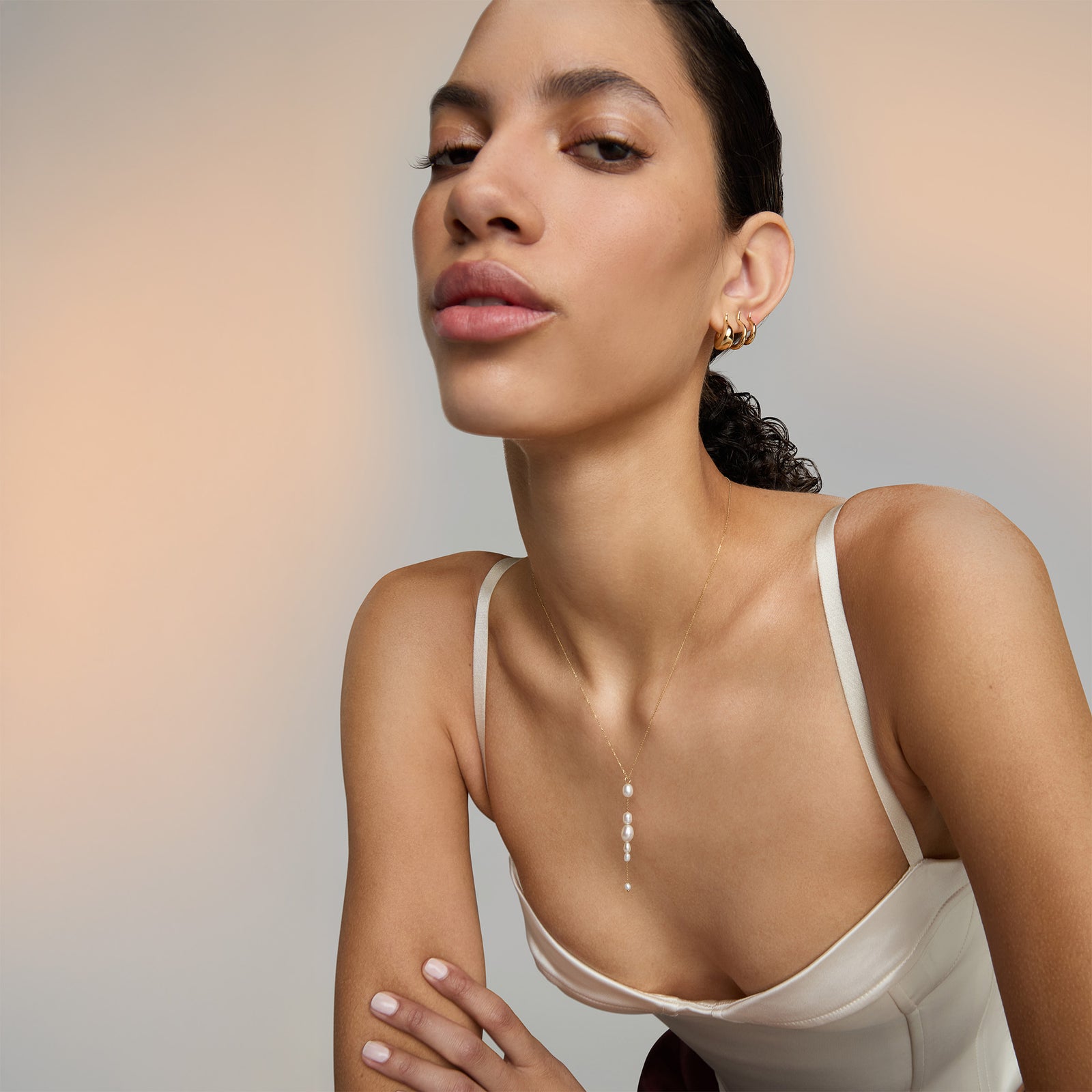 Palazzo Necklace, White