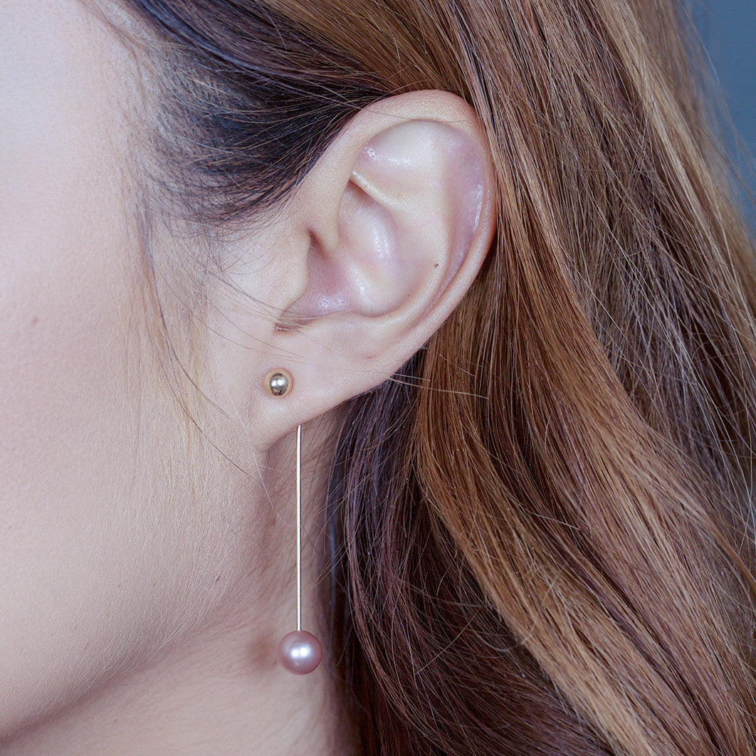 Pearl Swing Earrings WHITE SPACE