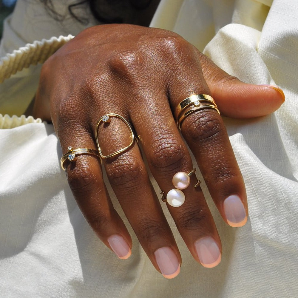 Senroar 5.5 Carat Pearl Ring Natural Gemstone Moti White Ring Metal Pearl  Ring Price in India - Buy Senroar 5.5 Carat Pearl Ring Natural Gemstone  Moti White Ring Metal Pearl Ring Online