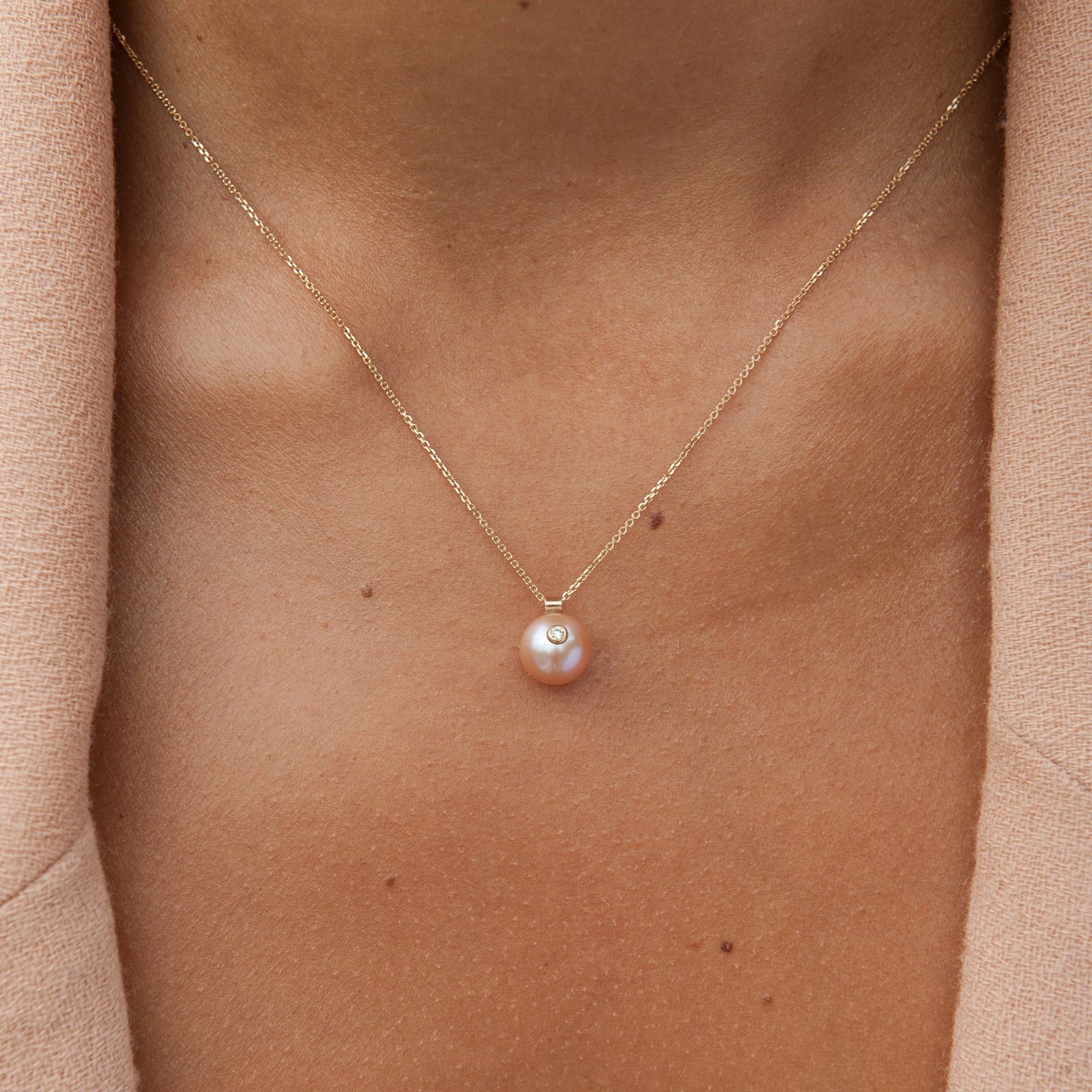 Everly Necklace, Pink Pearl