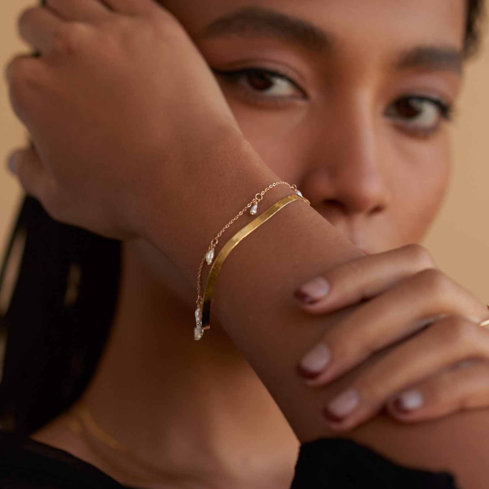 Pebble Pearl Dangle Bracelet