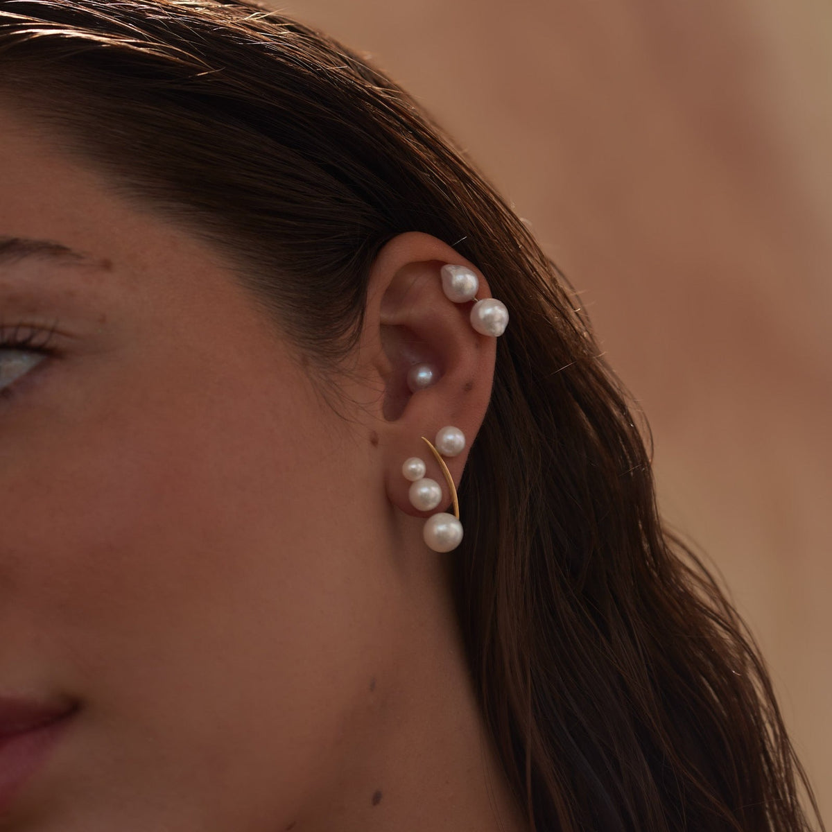 Pila Floater Earrings